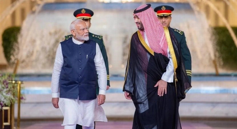 سمو ولي العهد وناريندرا مودي يبحثان آثار التصعيد العسكري على أمن المنطقة والملاحة الدولية