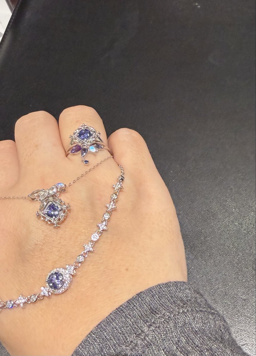 Mega 🍀 tweet media