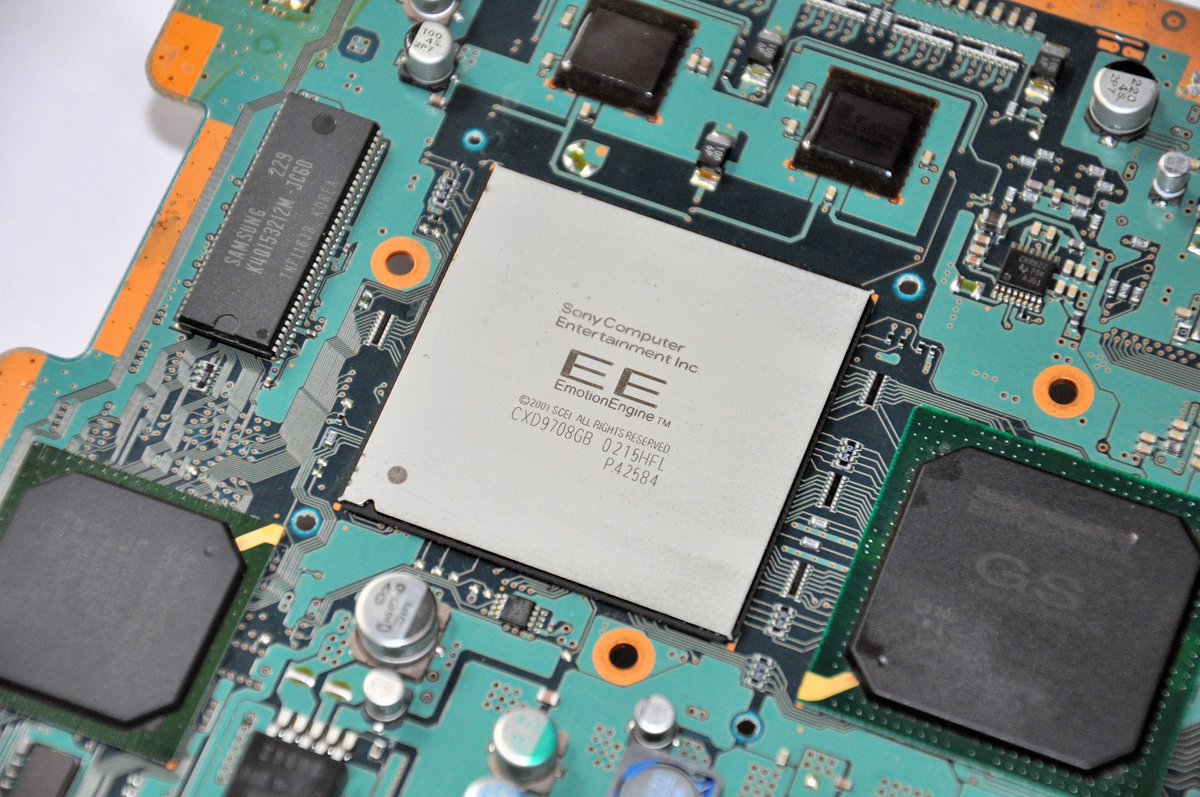 びーも tweet media