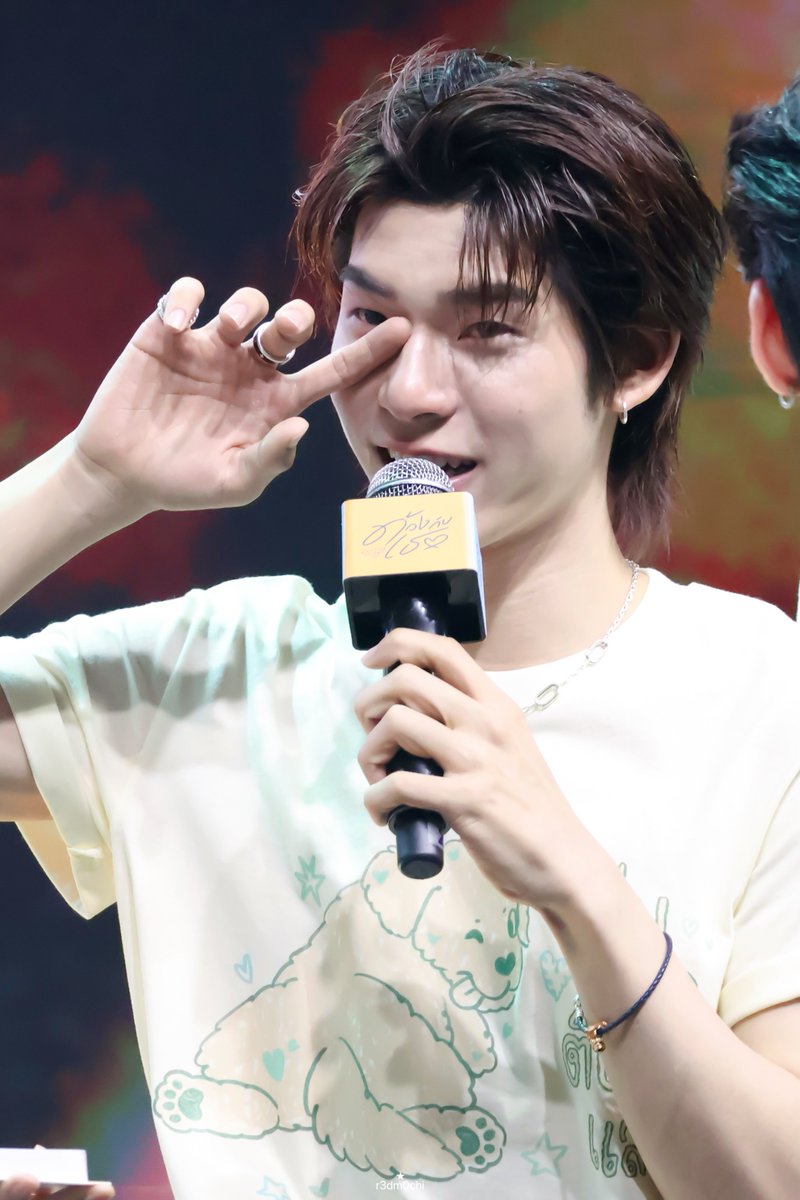 nongred🫕* tweet media