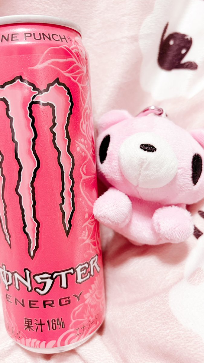 となり tweet media