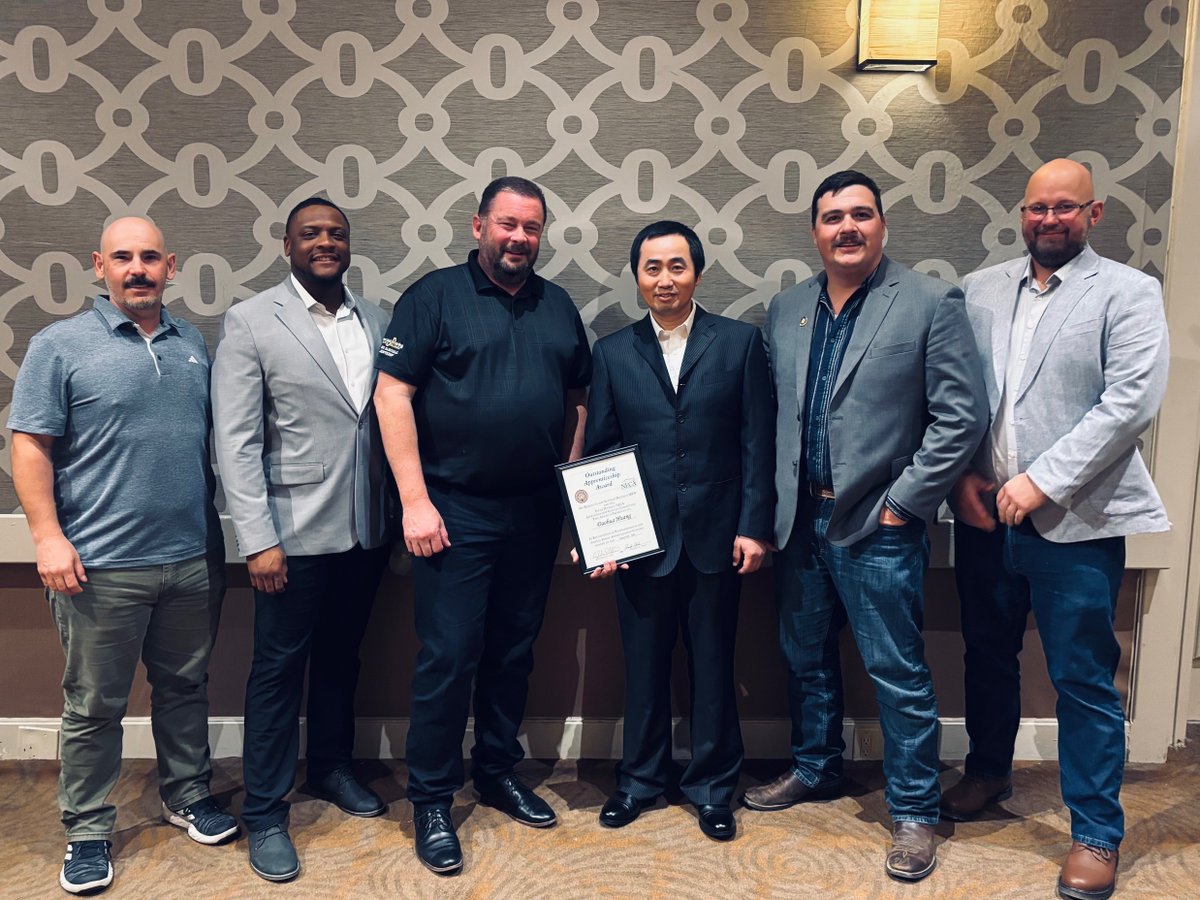 JatcPhoenix's tweet photo. 4th-year apprentice Daohua Huang earned 2nd place among the top 16 apprentices from the IBEW 7th District/NECA 5th District, an incredible accomplishment that reflects true skill!
We’re also proud to have had Jordan Smith, Kyreece Wappner, and Stephan Cole serving as judges! https://t.co/NlgmicAa2E