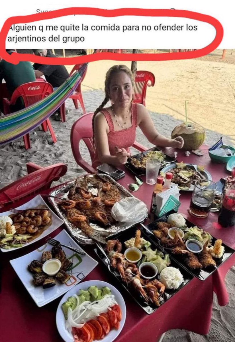 Mujeres Out Of Context tweet media