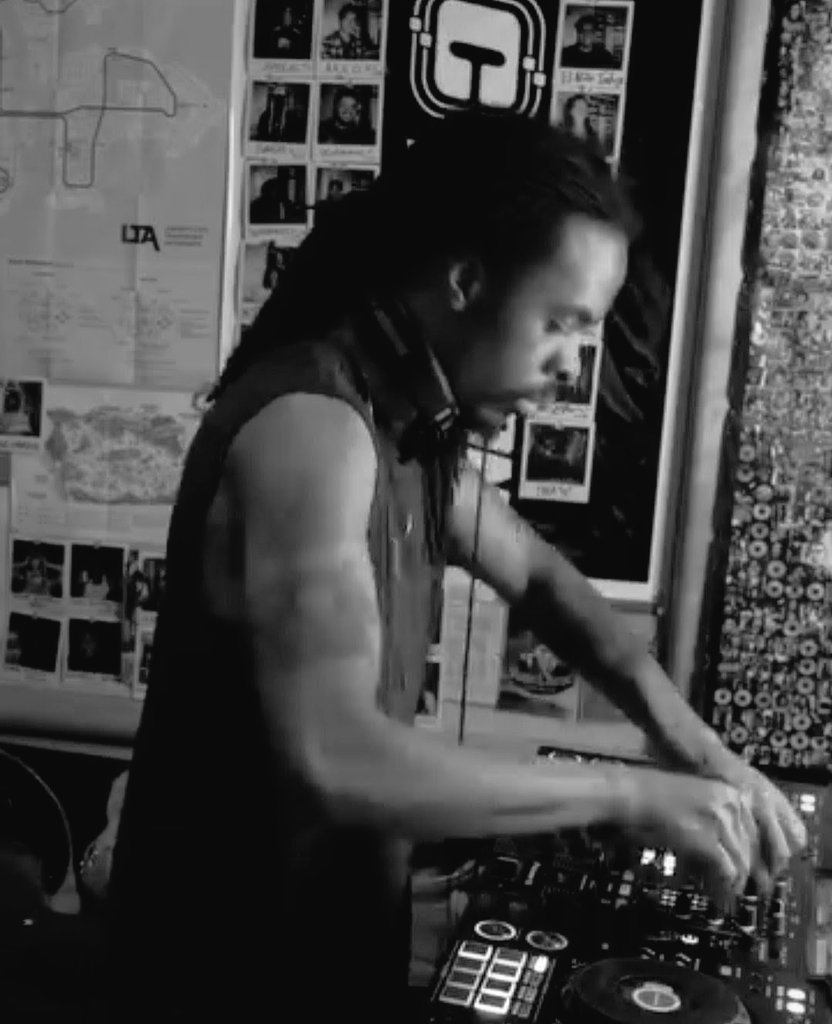 Anthony Augustine ⌐◨-◨ tweet media