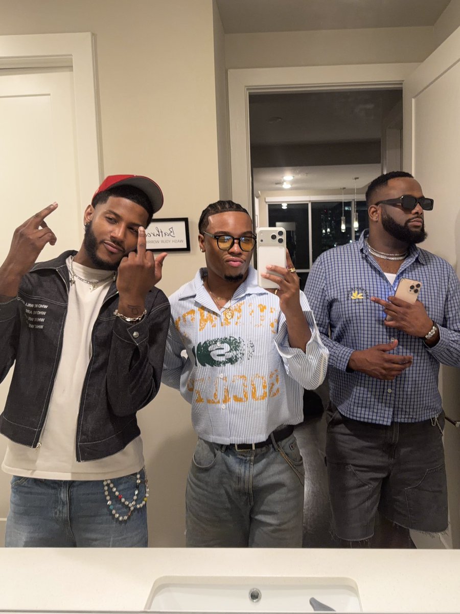 𝚂𝚒𝚖𝚎𝚘𝚗 tweet media