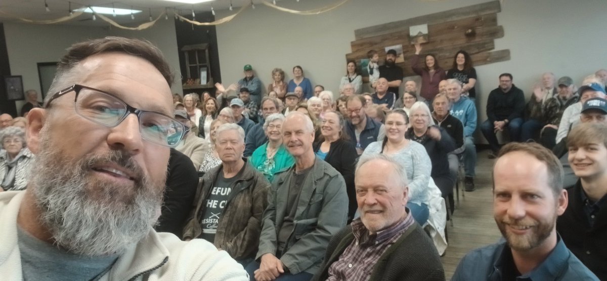 AVK's Wide World of Batshit tweet media