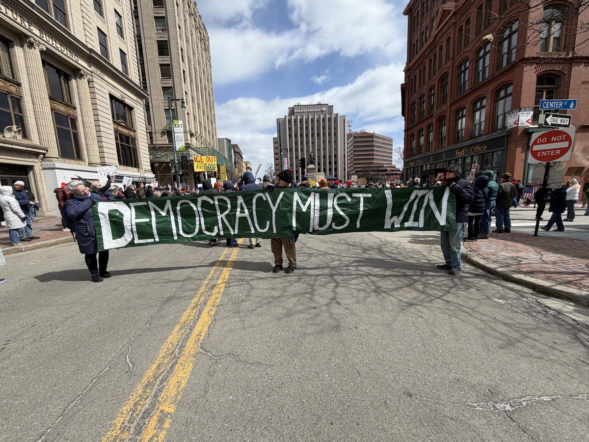 Richard Conniff tweet media