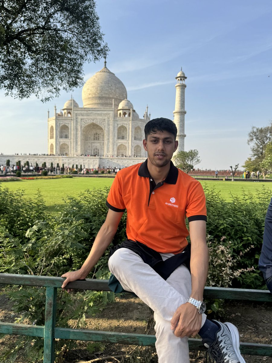 RpChapagain's tweet photo. Tajmahal https://t.co/UoIxE6EVPR