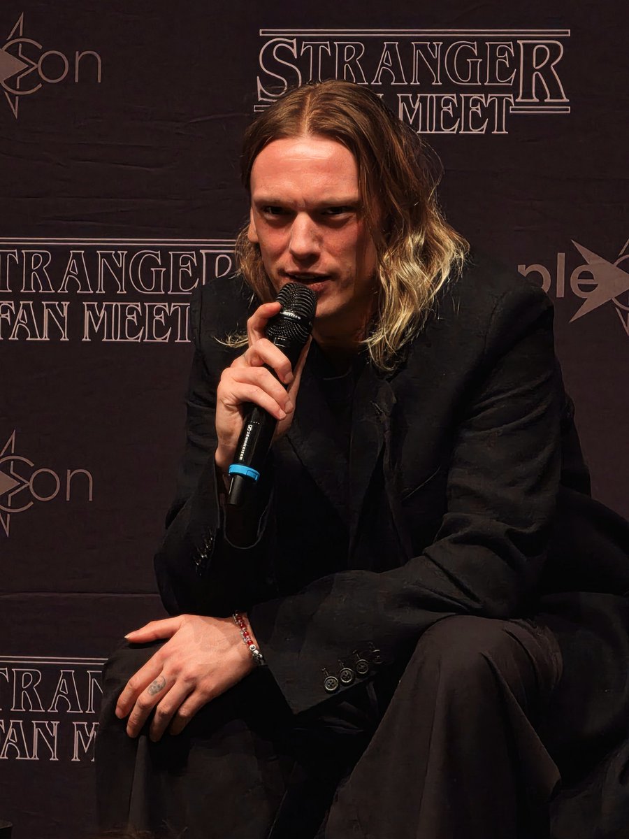 alicia 𖹭 tweet media