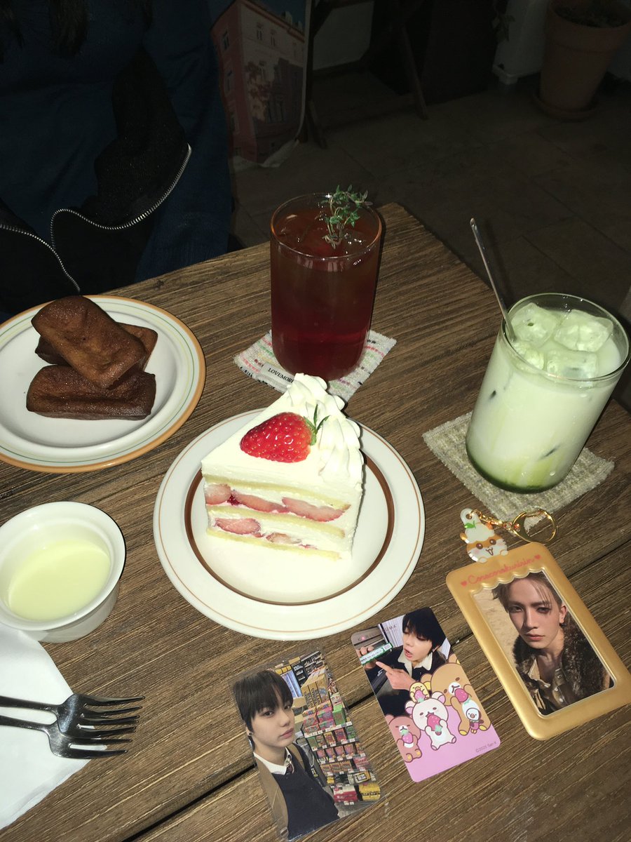 ♡̷̷̷ tweet media