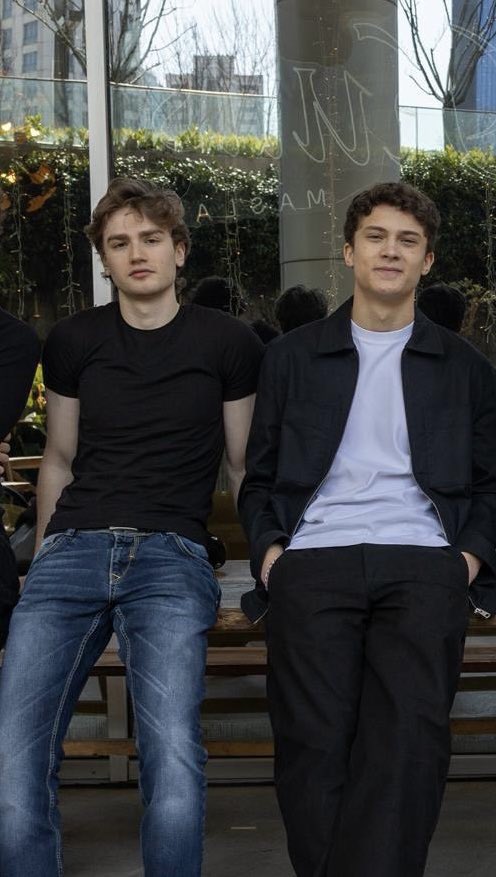 elaxrn's tweet image. SİZ BİZE NELER İZLETECEKSİNİZ YAAAAA 🫠🫠

 #daha17 #çağanefeak #Ata