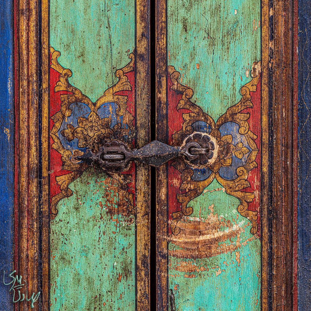 "Eskiler bıktım demez, gönlümün tahammül mülkünü yıktın derlermiş…"