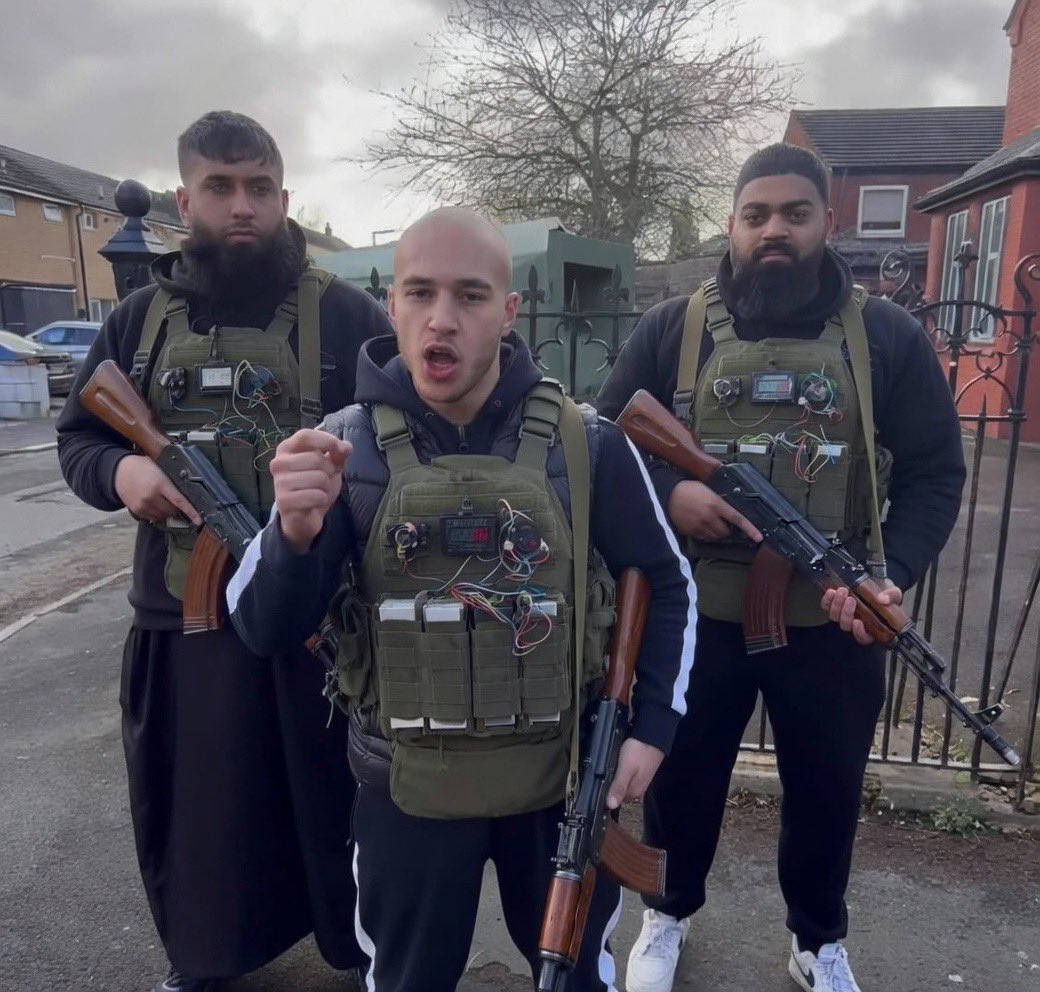 ClownDetectiveX tweet media