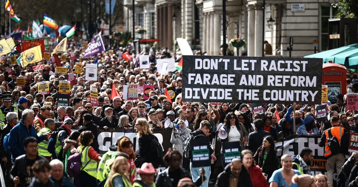 Mirror Politics tweet media