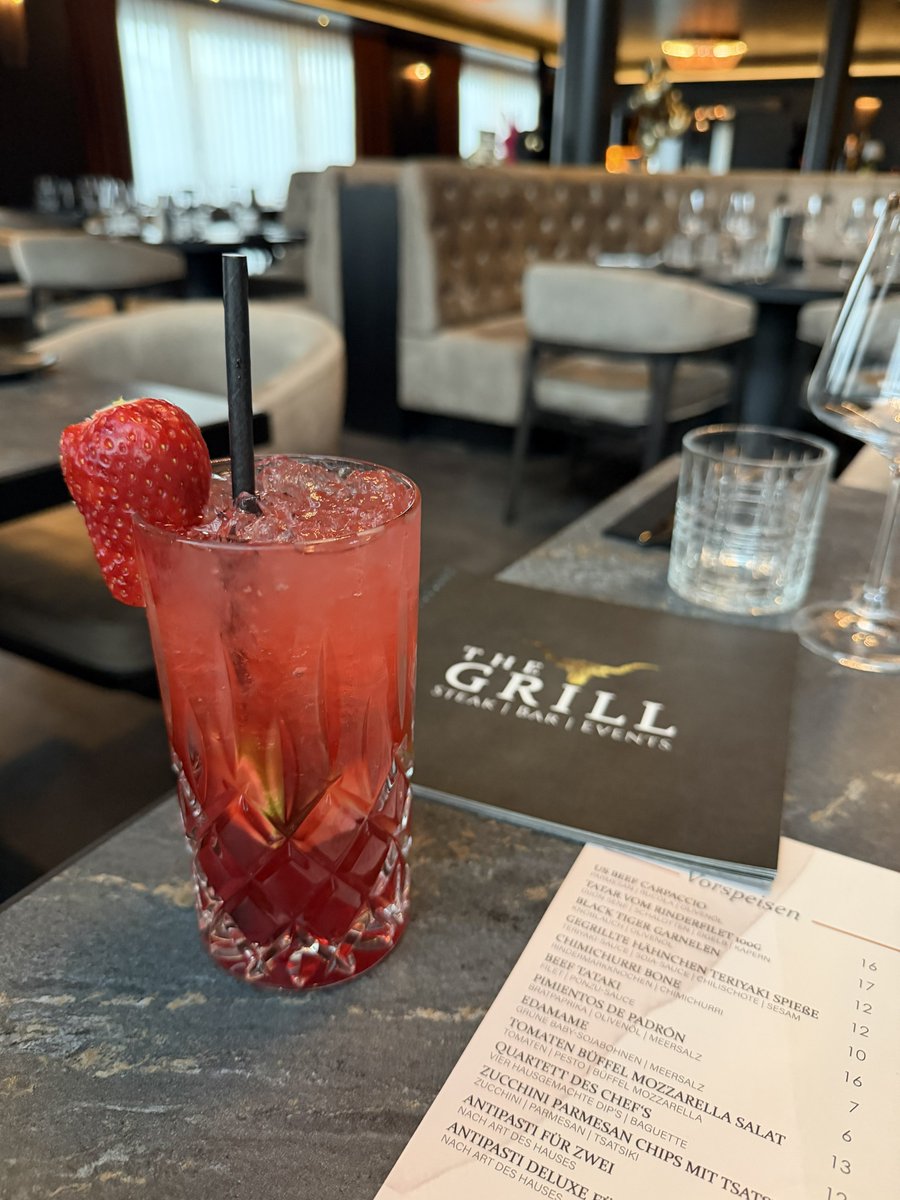 Larson Loopers tweet media