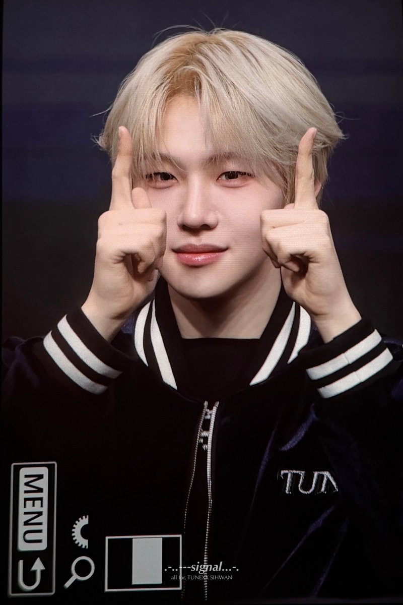 𝘴𝘪𝘨𝘯𝘢𝘭 tweet media