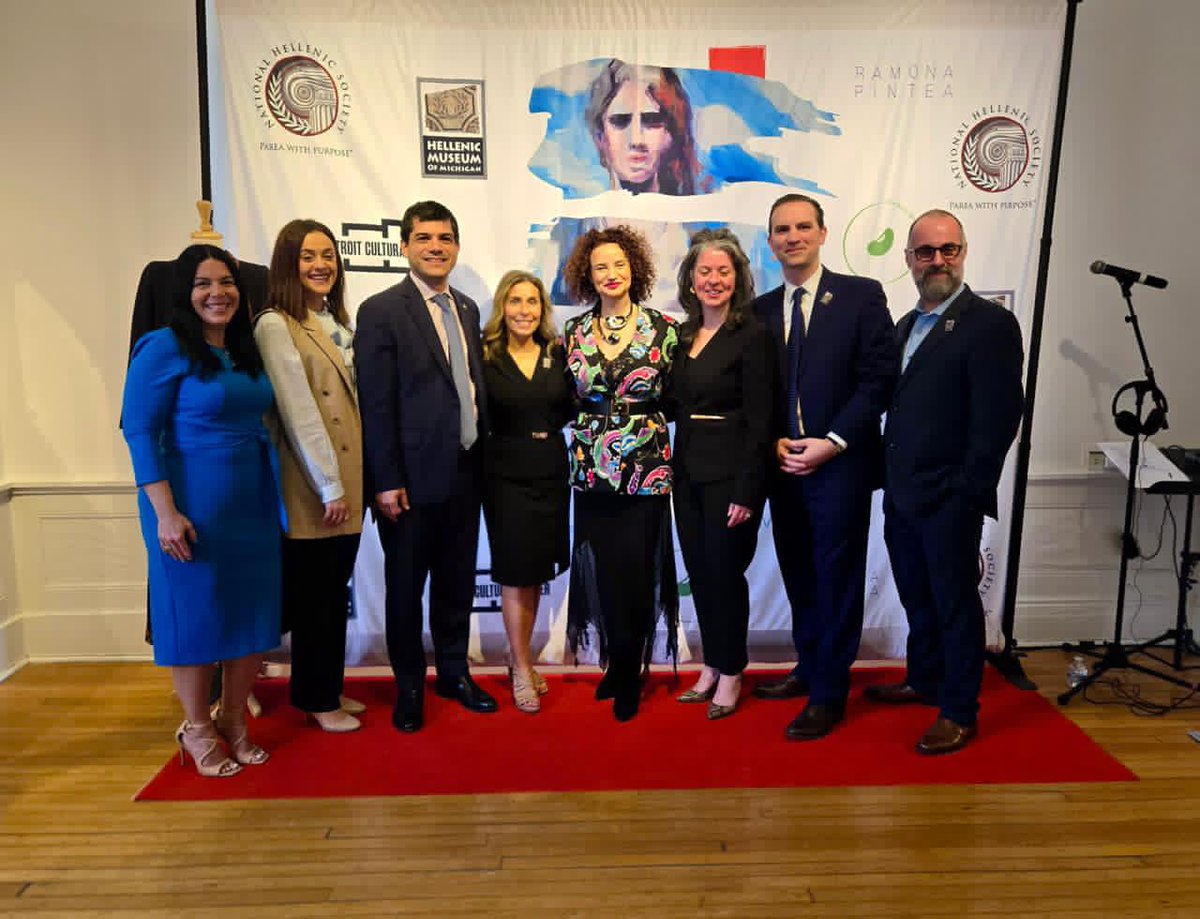 GreeceInChicago's tweet photo. #WeAreGreekWarriors Exhibition | Detroit

@GreeceInChicago attended an inspiring exhibition at the Hellenic Museum of Michigan, highlighting the untold stories of heroines of 1821 whose courage and legacy continue to inspire. 🇬🇷

#GreekRevolution https://t.co/vrA9bzghKX