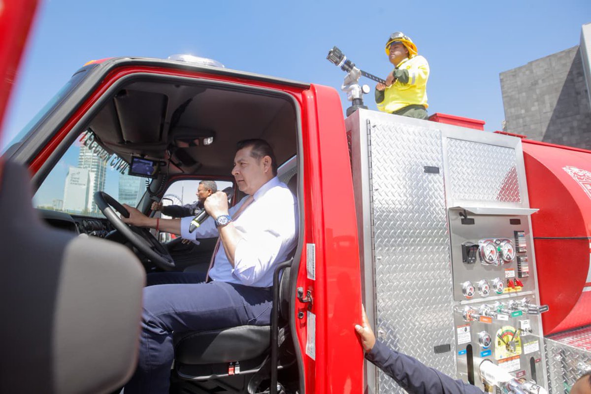 InteraccionMx tweet media