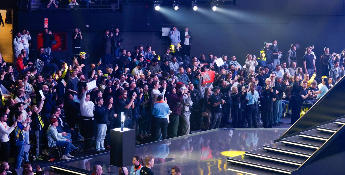 OfficialRefrag tweet media