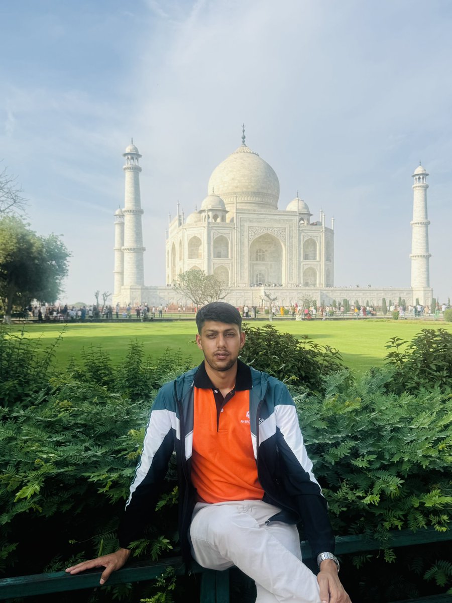 RpChapagain's tweet photo. Tajmahal https://t.co/v5fFPZEqx7