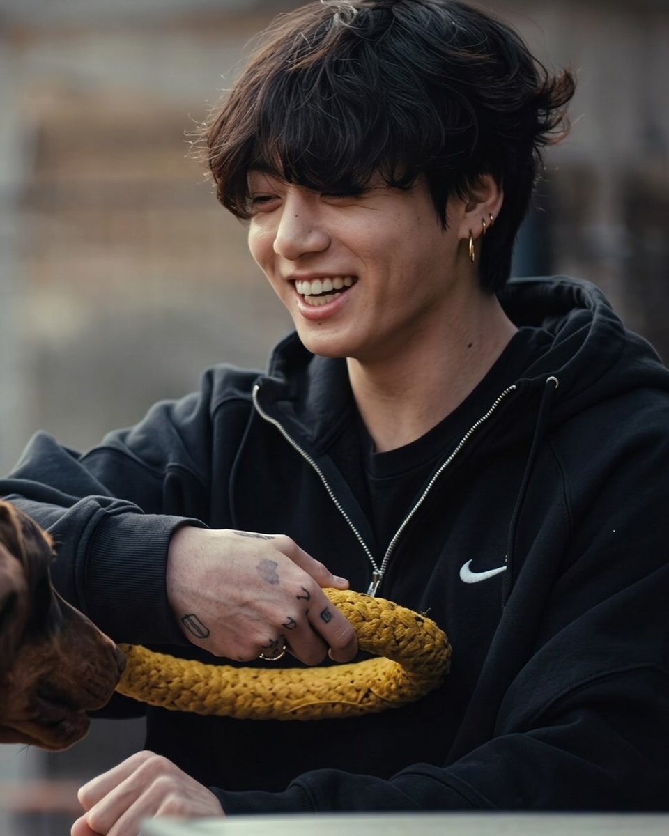 Nicolle ⟭⟬⁷ tweet media