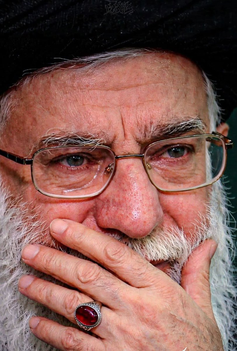 Tariq ⓯ tweet media