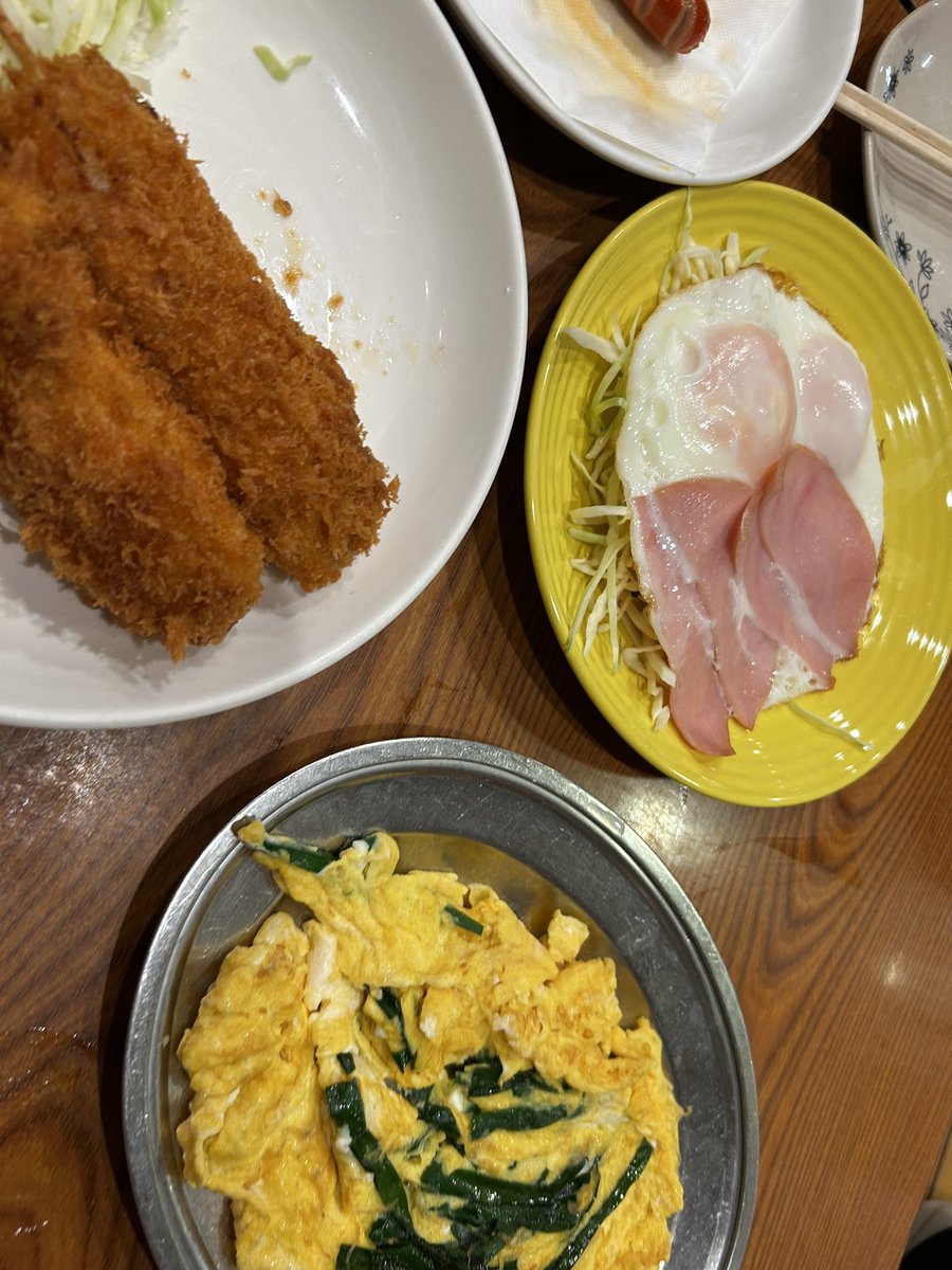 こぼれうに tweet media