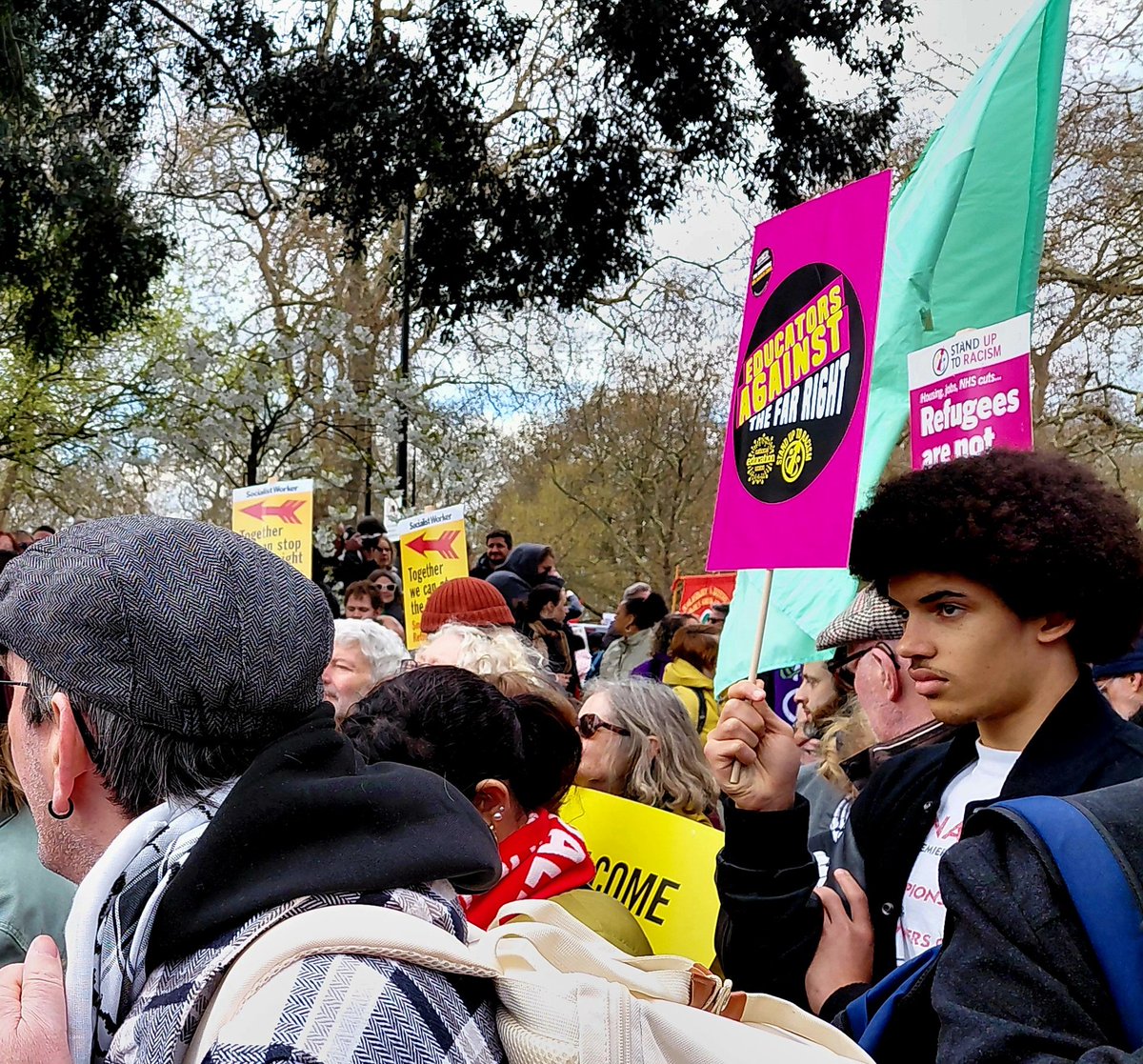 nec_sonya's tweet photo. Over half million marching against Hate proud to be there with my union. @unisontheunion @claramason09 @SeanFOXAfcw @EddieBrand @unisonglr @LASUNISON @grayee @anuox @bkodunlami @AndreaEganGS @UnisonHAB @CvobUnison @MattRatUNISON @UnisonGreenwich @unisonclarion https://t.co/tks9ZqQERi