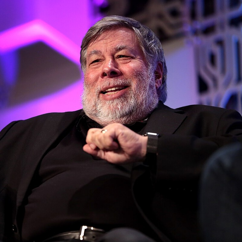 pusholder's tweet photo. Apple kurucu ortağı Wozniak: "Yapay zekayı pek kullanmıyorum.

Ben insanların oluşturduğu şeyleri istiyorum ama çoğu zaman hayal kırıklığına uğruyorum." https://t.co/kgkRgGKwVZ