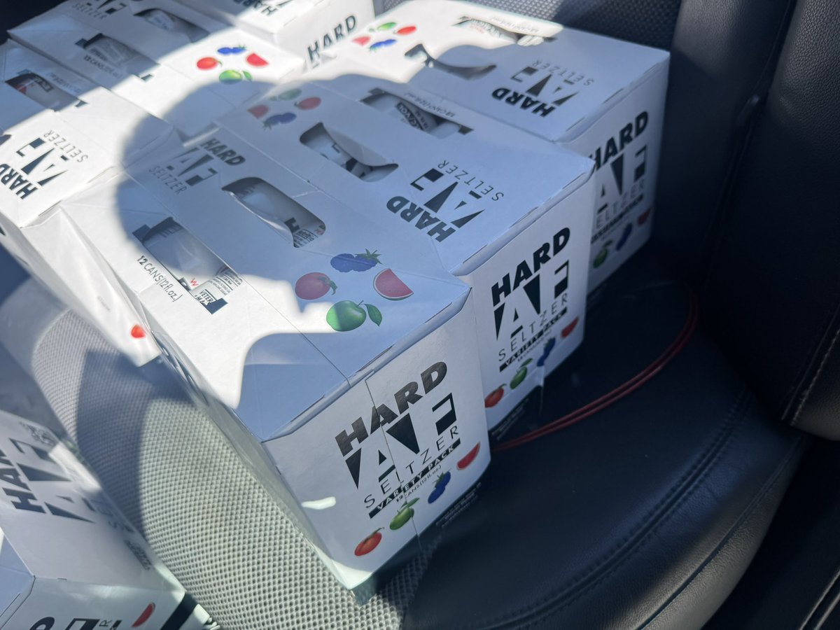 Jeff Jones tweet media