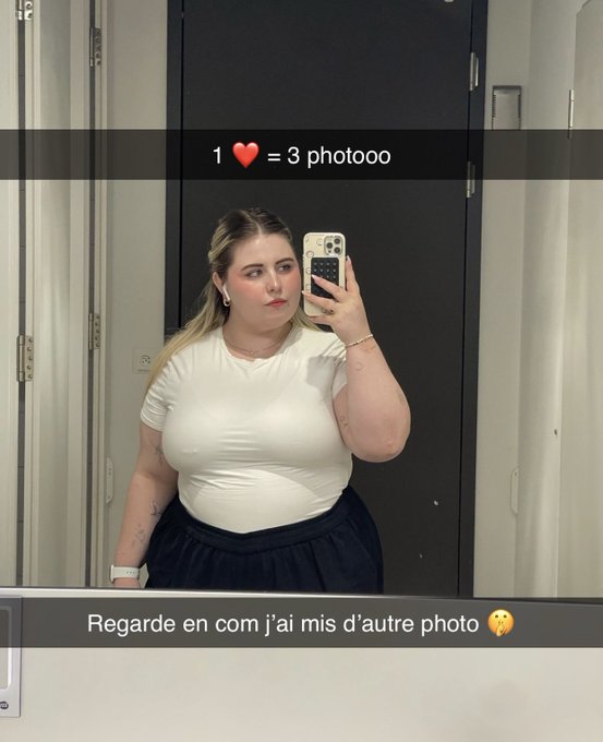 T H A L I A ​🖤​ tweet media