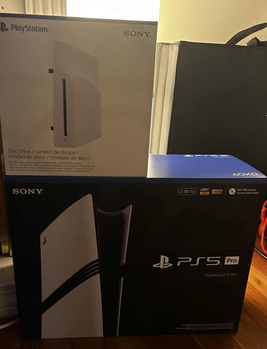 𓀿 🇺🇦 tweet media