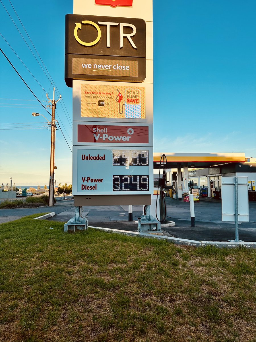 Tyler Green tweet media