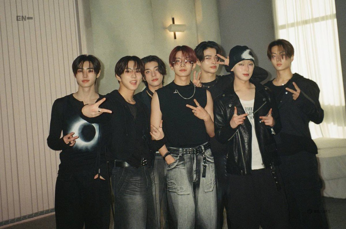 ENHYPEN IS 7🧡 tweet media