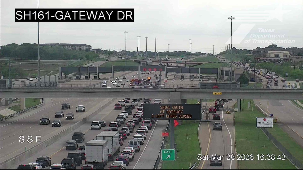 krldtraffic's tweet image. #Irving: SB 161PGBT @ Gateway,  an incident blocks the 2 left lanes - delays from SH-114 @KRLD #KRLDTraffic #1080KRLD #trafficalert @TxDOTDallas