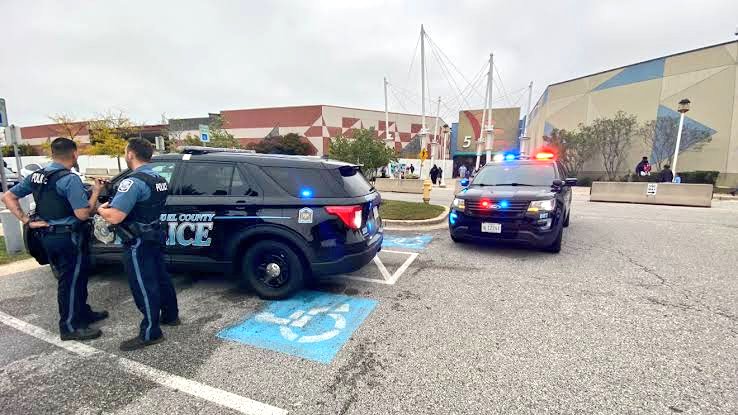 Info Room tweet media