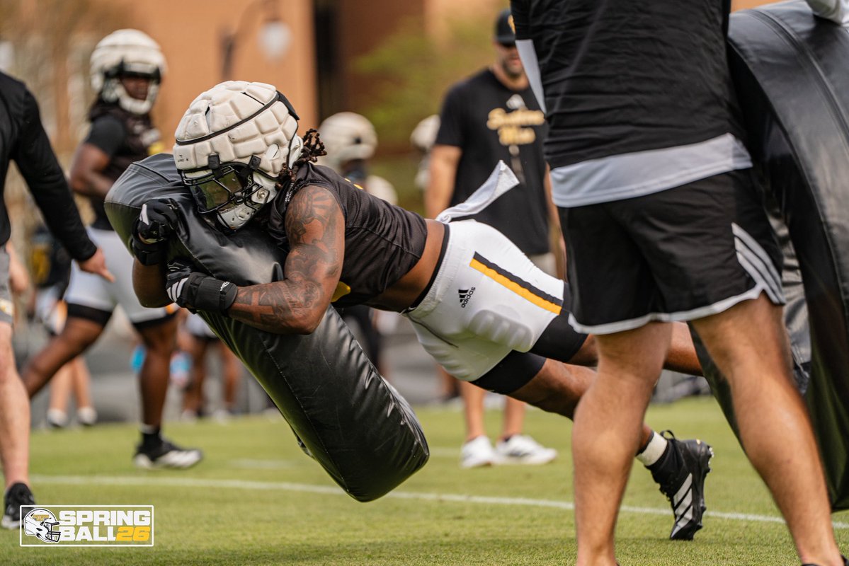 Teyondre coleman tweet media