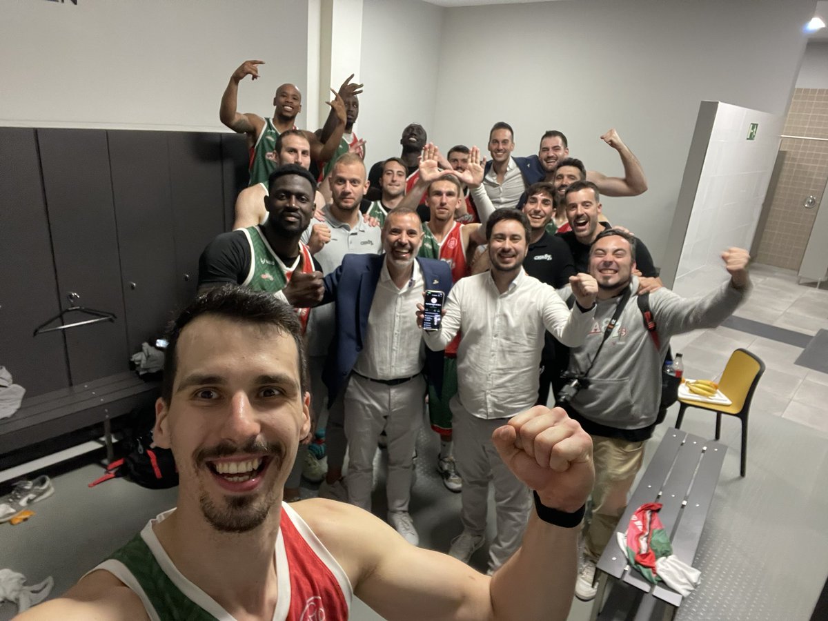 Adria Alonso tweet media