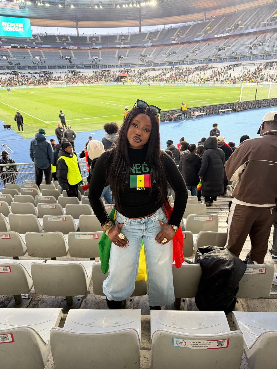 ADJA~FATOU ♡🦢 tweet media