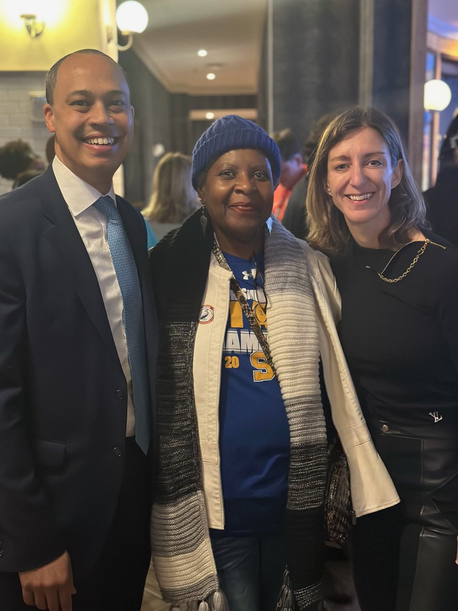 Elaine Luria tweet media