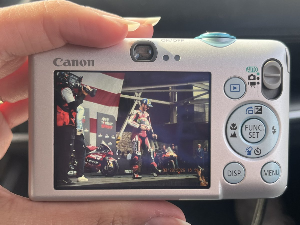 EFF ☆ 63 AKGAE tweet media