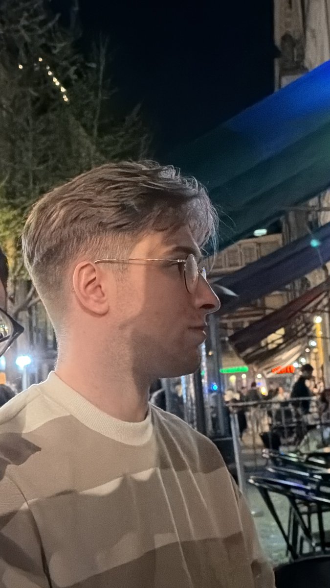 Łukasz Jahns tweet media