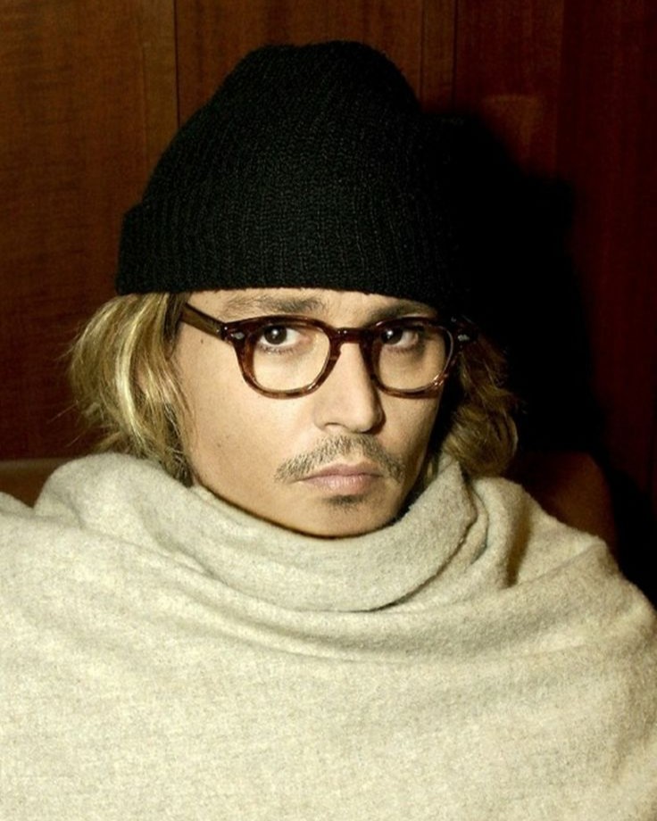 𝕷𝖎𝖙𝖙𝖑𝖊 𝕻𝖊𝖊𝖕𝖘 🏴‍☠️#JohnnyDepp tweet media