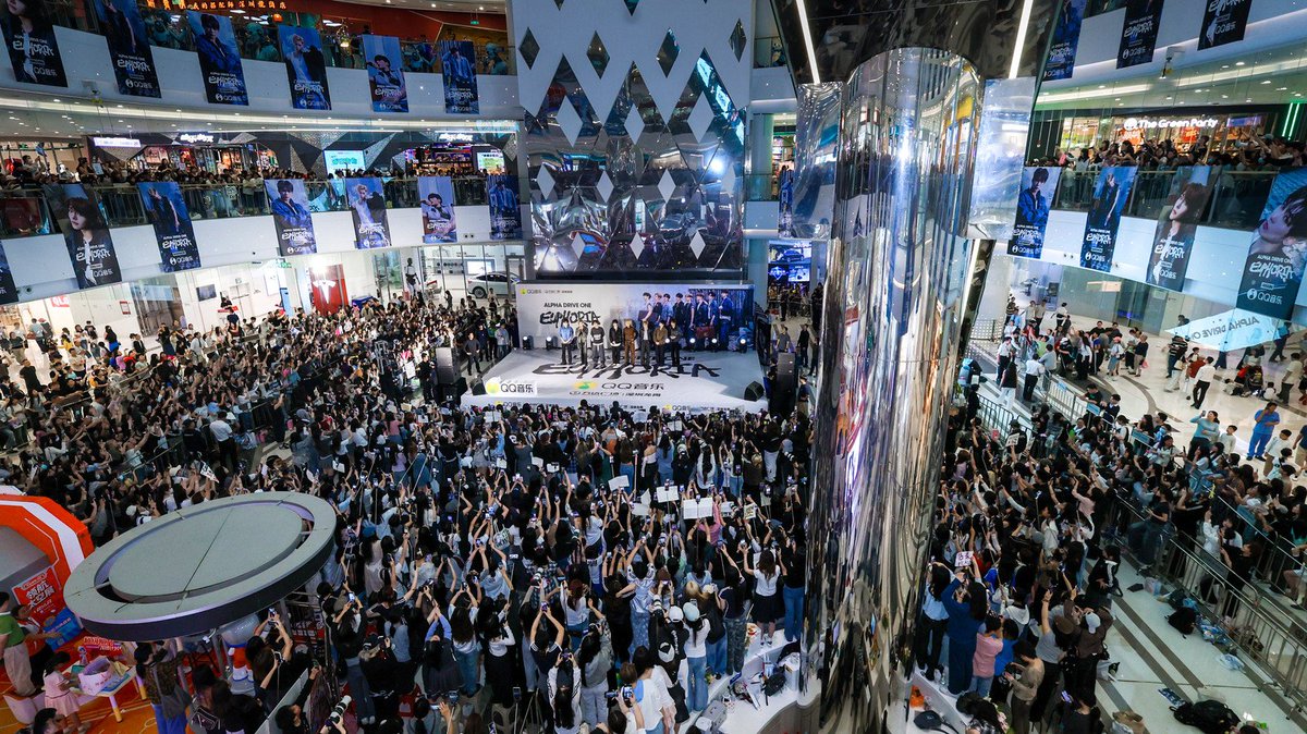 ♡𝒍𝒆𝒐𝒐 - 𝒖𝒏𝒂 tweet media