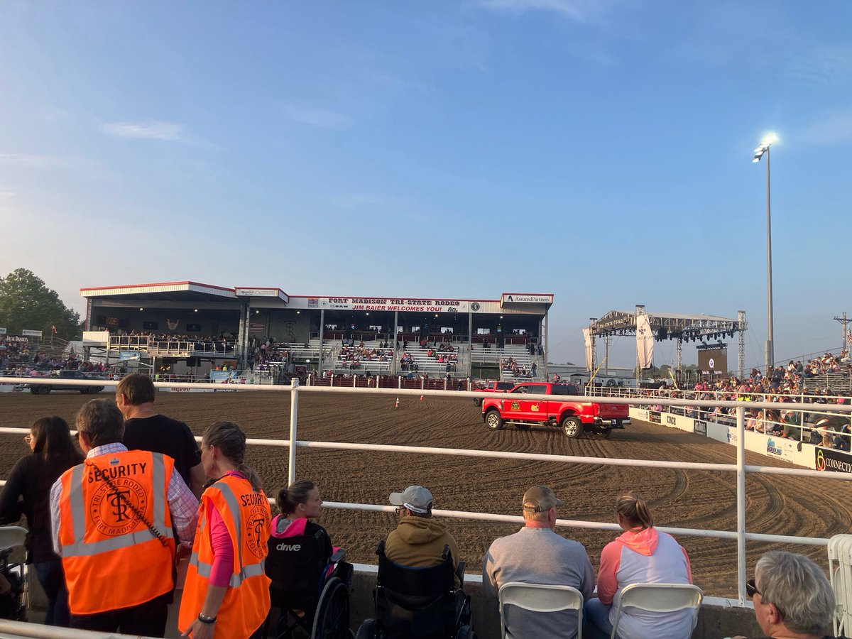 Jeffrey Vallese tweet media