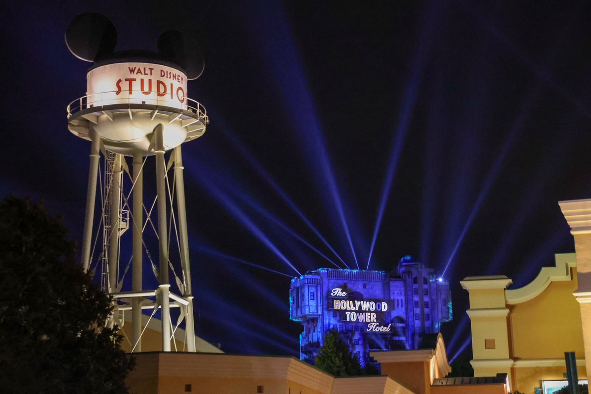 Thrill Pix tweet media