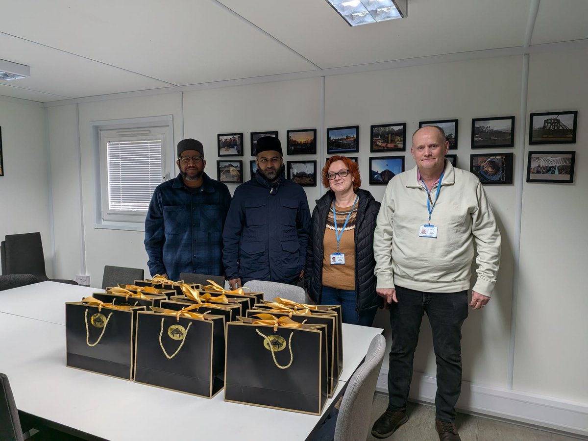 Mubarak Mosque tweet media