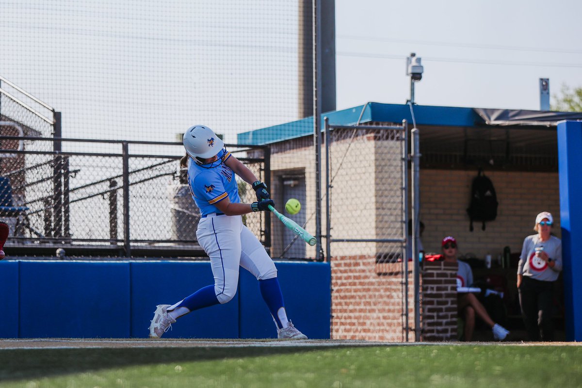 McNeeseSoftball's tweet photo. Saturday scenes. 

#GeauxPokes https://t.co/R4IgmDsNat