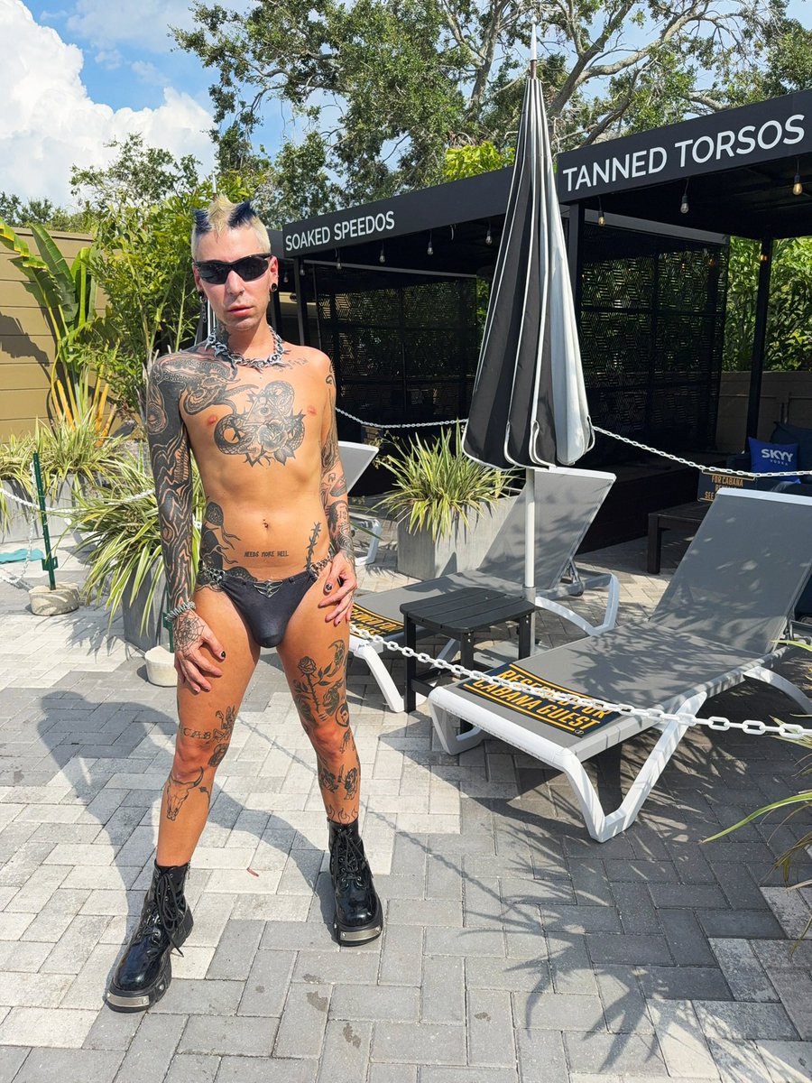 Discord Addams tweet media