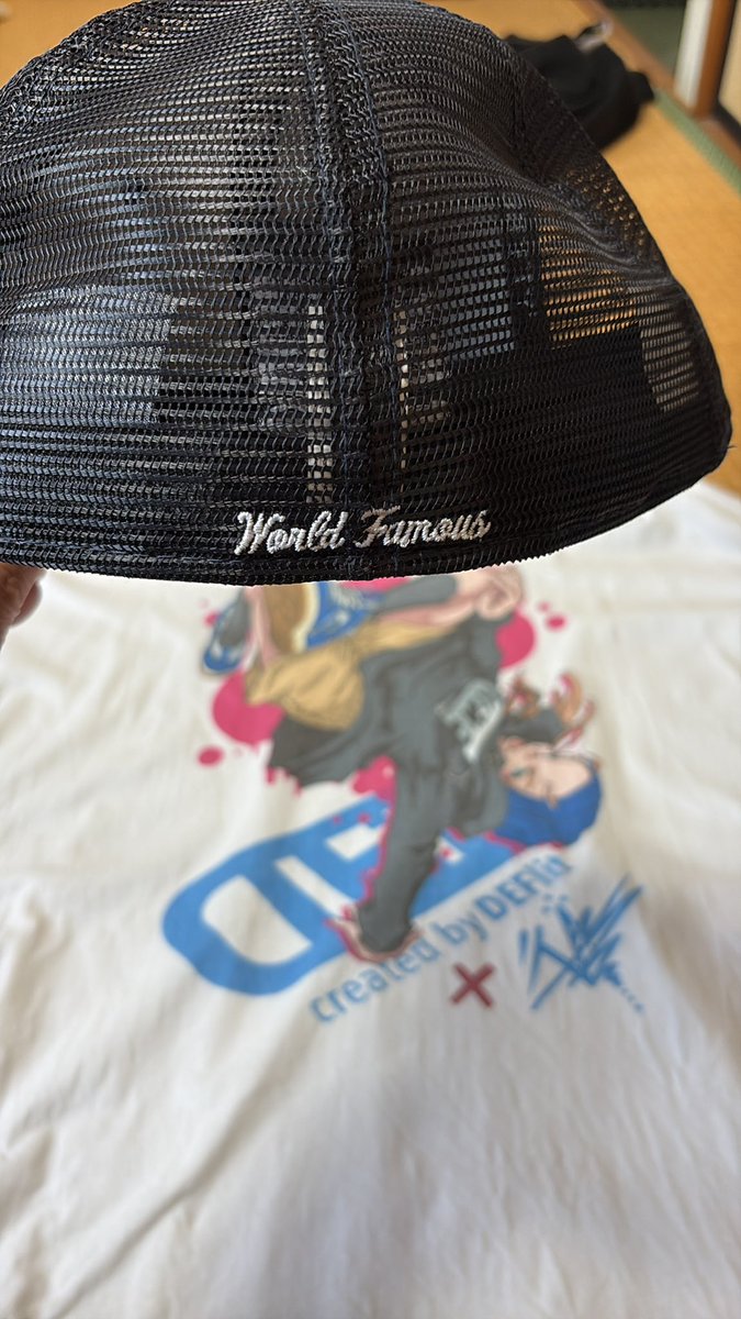 koza0720's tweet photo. 今からウォーキング🚶
🧢Supremeのメッシュキャップ
　スナップバックじゃないやつ
👕@deflit_official 
デフリット×あんよちゃんコラボ
のロンT https://t.co/qalEUu5XYu